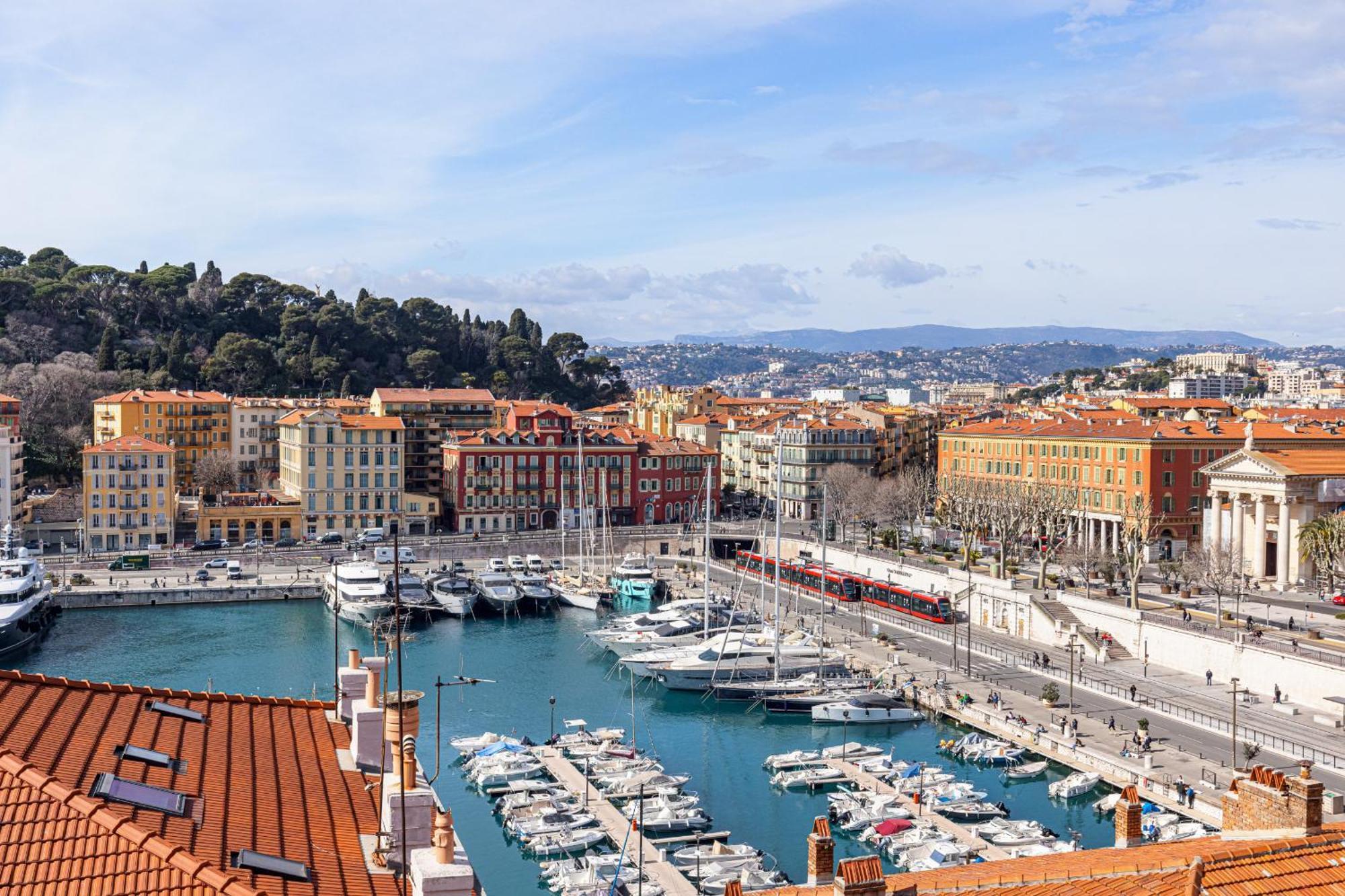 Extraordinary View On Port And Castle Hill - 1 Bdr & Parking Apartment Nice Exterior photo
