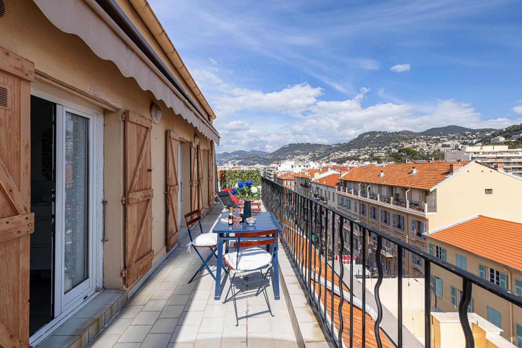 Extraordinary View On Port And Castle Hill - 1 Bdr & Parking Apartment Nice Exterior photo