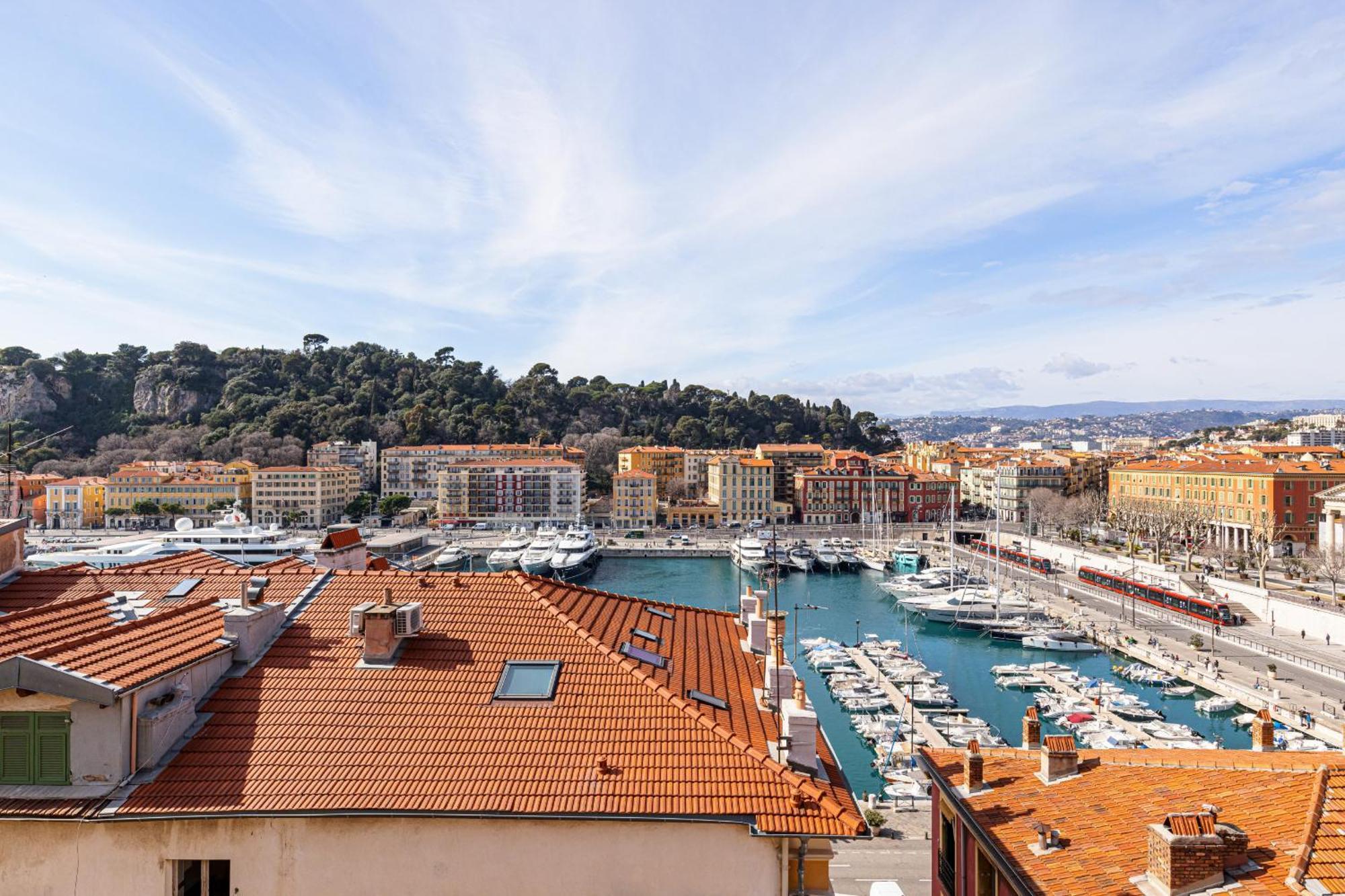 Extraordinary View On Port And Castle Hill - 1 Bdr & Parking Apartment Nice Exterior photo